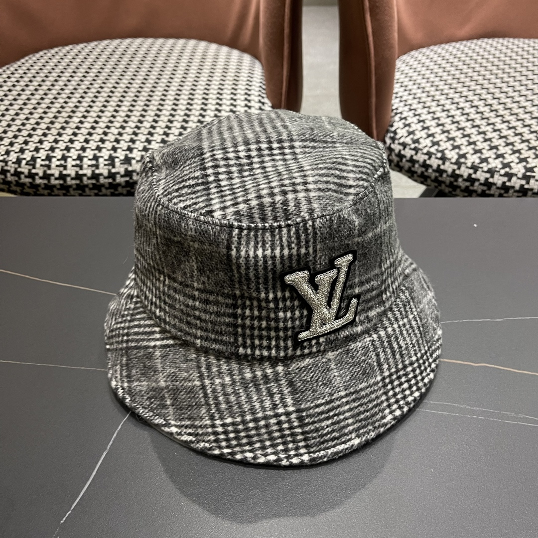 Lv路易威登 日系千鸟格纹渔夫帽女格子百搭盆帽韩版休闲帽子秋冬款防晒遮阳帽潮