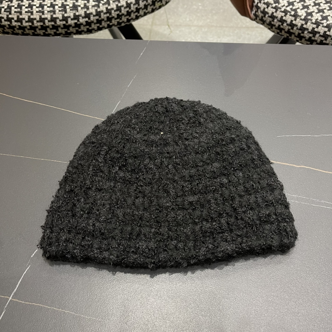 MONCLER蒙口甜美立体花朵手工毛线帽女秋冬韩系百搭显脸小护耳帽保暖针织帽子