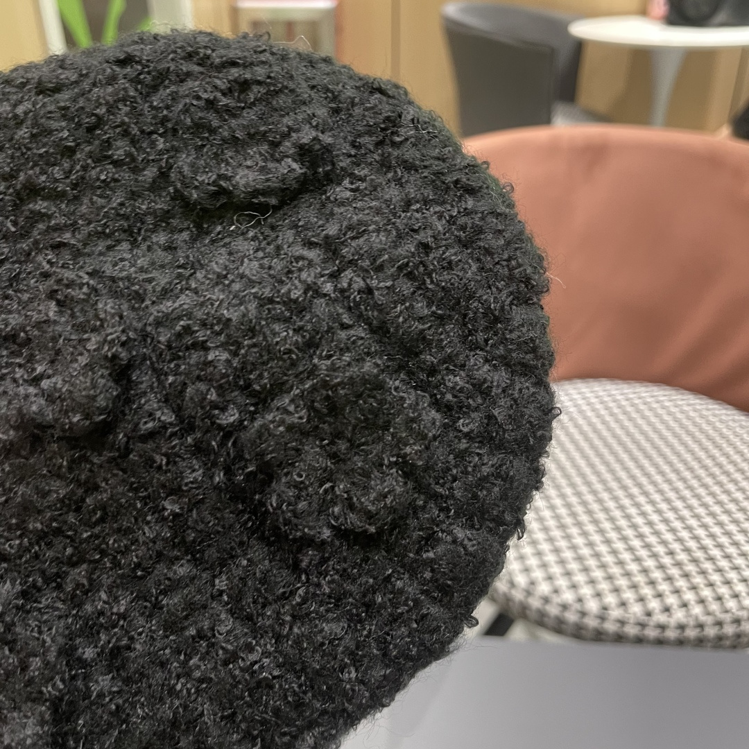 MONCLER蒙口甜美立体花朵手工毛线帽女秋冬韩系百搭显脸小护耳帽保暖针织帽子