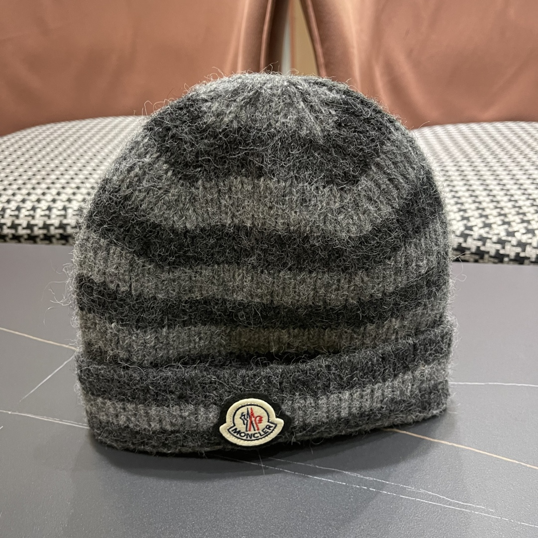 MONCLER蒙囗秋冬新款横条纹黑白针织帽毛线帽网红休闲亲子帽保暖护耳