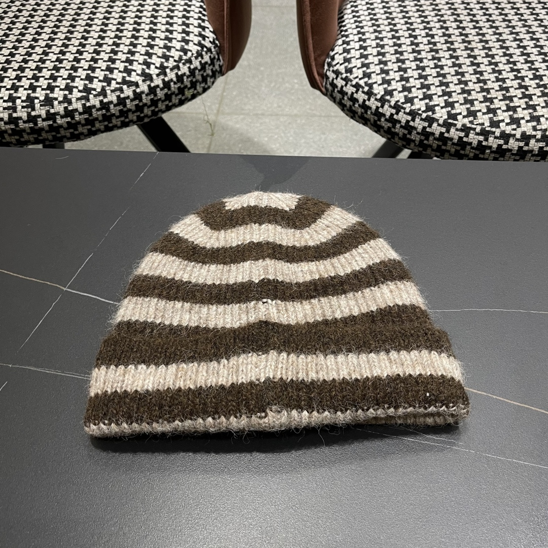 MONCLER蒙囗秋冬新款横条纹黑白针织帽毛线帽网红休闲亲子帽保暖护耳