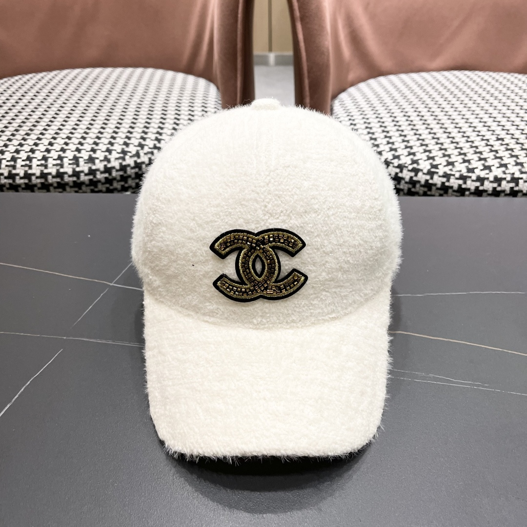 CHANEL 香奈儿 秋冬新款棒球帽 简约大气👈🏻👍休闲时尚👩潮流又有范👍百搭款！