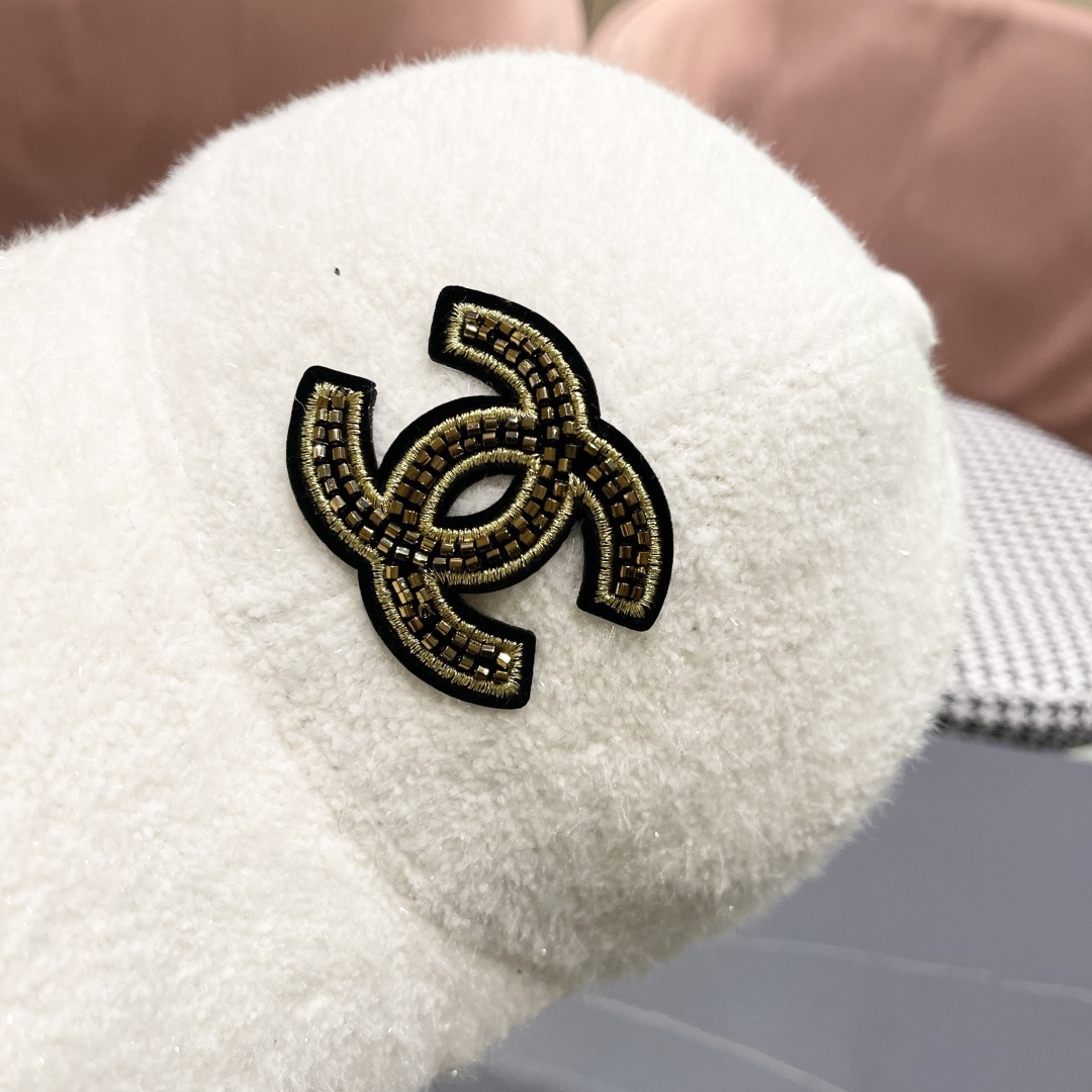 CHANEL 香奈儿 秋冬新款棒球帽 简约大气👈🏻👍休闲时尚👩潮流又有范👍百搭款！