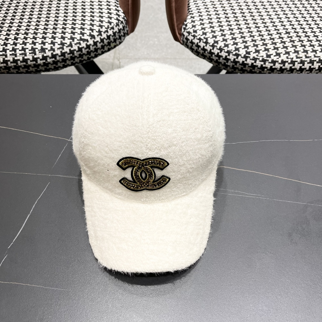 CHANEL 香奈儿 秋冬新款棒球帽 简约大气👈🏻👍休闲时尚👩潮流又有范👍百搭款！