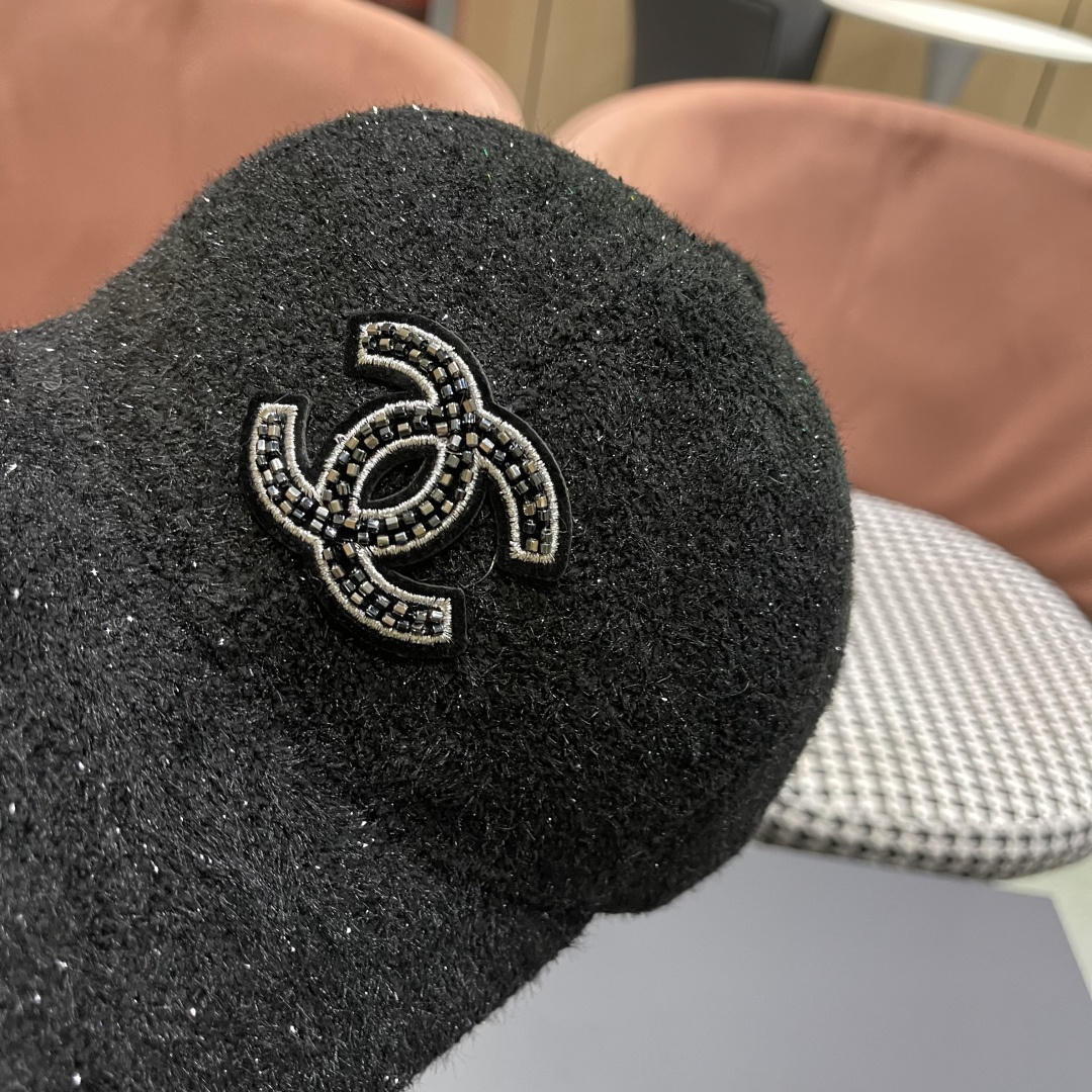 CHANEL 香奈儿 秋冬新款棒球帽 简约大气👈🏻👍休闲时尚👩潮流又有范👍百搭款！