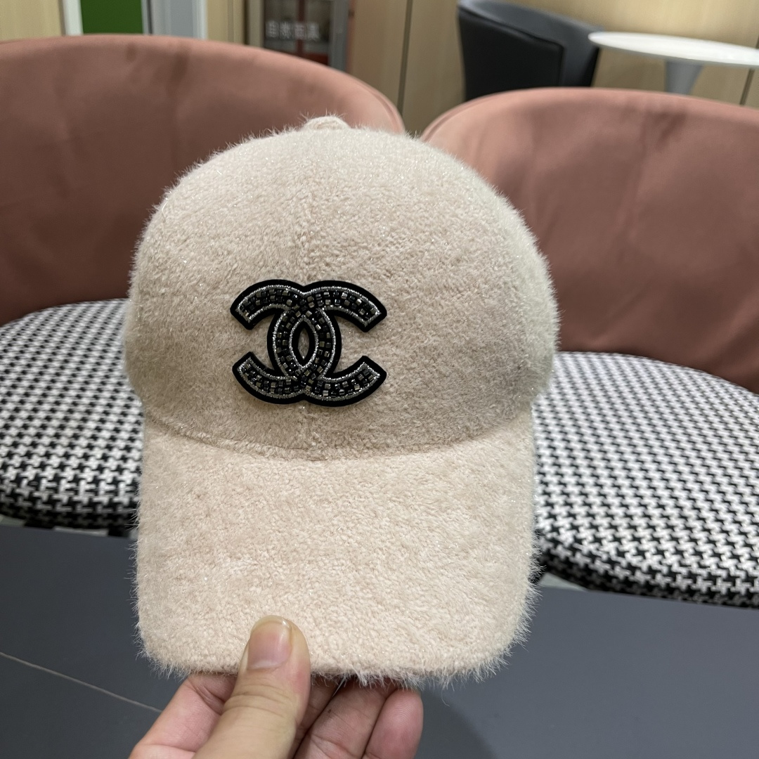 CHANEL 香奈儿 秋冬新款棒球帽 简约大气👈🏻👍休闲时尚👩潮流又有范👍百搭款！