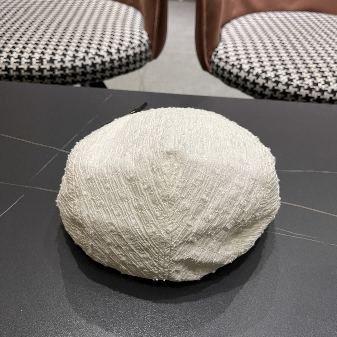 CHANEL香奈儿反戴贝雷帽前进帽女2025春夏新款大头围显脸小复古气质报童帽秋冬