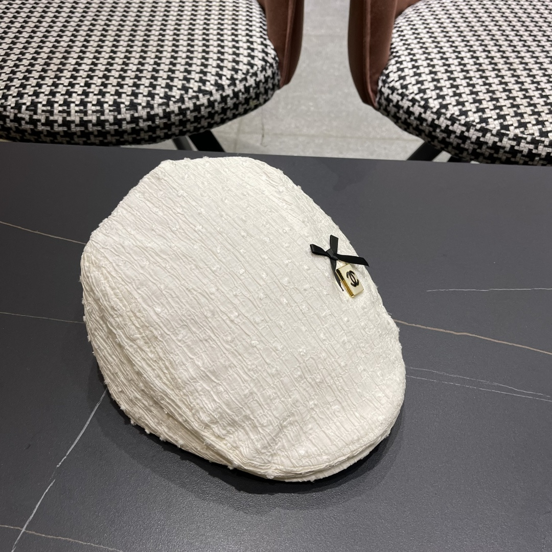 CHANEL香奈儿反戴贝雷帽前进帽女2025春夏新款大头围显脸小复古气质报童帽秋冬