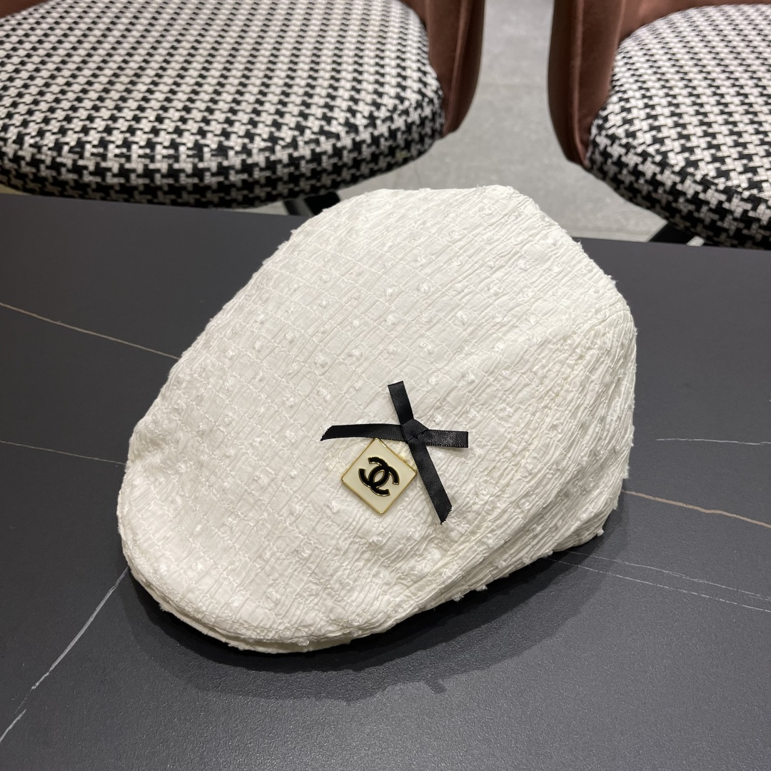 CHANEL香奈儿反戴贝雷帽前进帽女2025春夏新款大头围显脸小复古气质报童帽秋冬