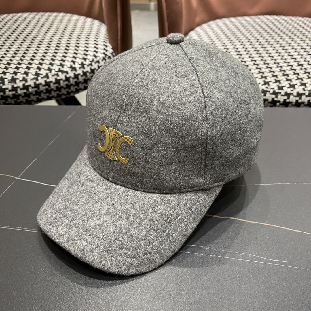CELINE·赛琳 秋冬新款双C字母绣花羊毛棒球帽帽型完全按照Z:1定做。定制编织羊毛面料，超有质感！细