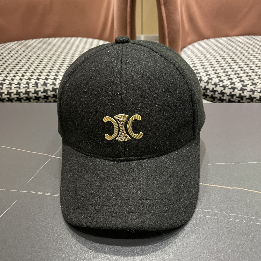 CELINE·赛琳 秋冬新款双C字母绣花羊毛棒球帽帽型完全按照Z:1定做。定制编织羊毛面料，超有质感！细