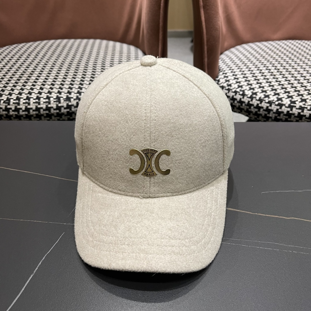 CELINE·赛琳 秋冬新款双C字母绣花羊毛棒球帽帽型完全按照Z:1定做。定制编织羊毛面料，超有质感！细