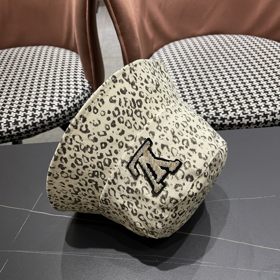 Lv路易威登 韩版时尚水钻豹纹渔夫帽子女春夏季宽檐显脸小户外遮阳防晒盆帽潮