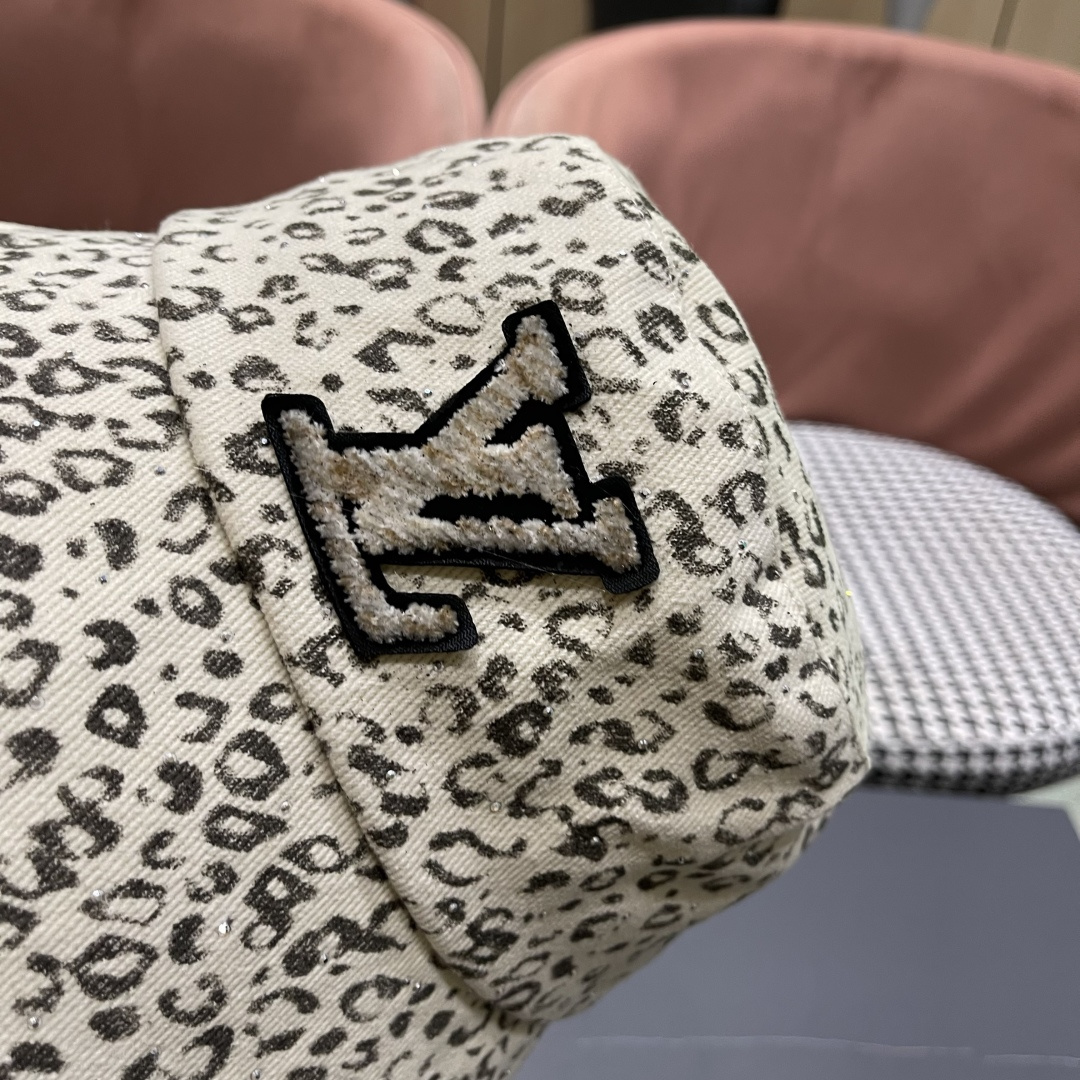 Lv路易威登 韩版时尚水钻豹纹渔夫帽子女春夏季宽檐显脸小户外遮阳防晒盆帽潮