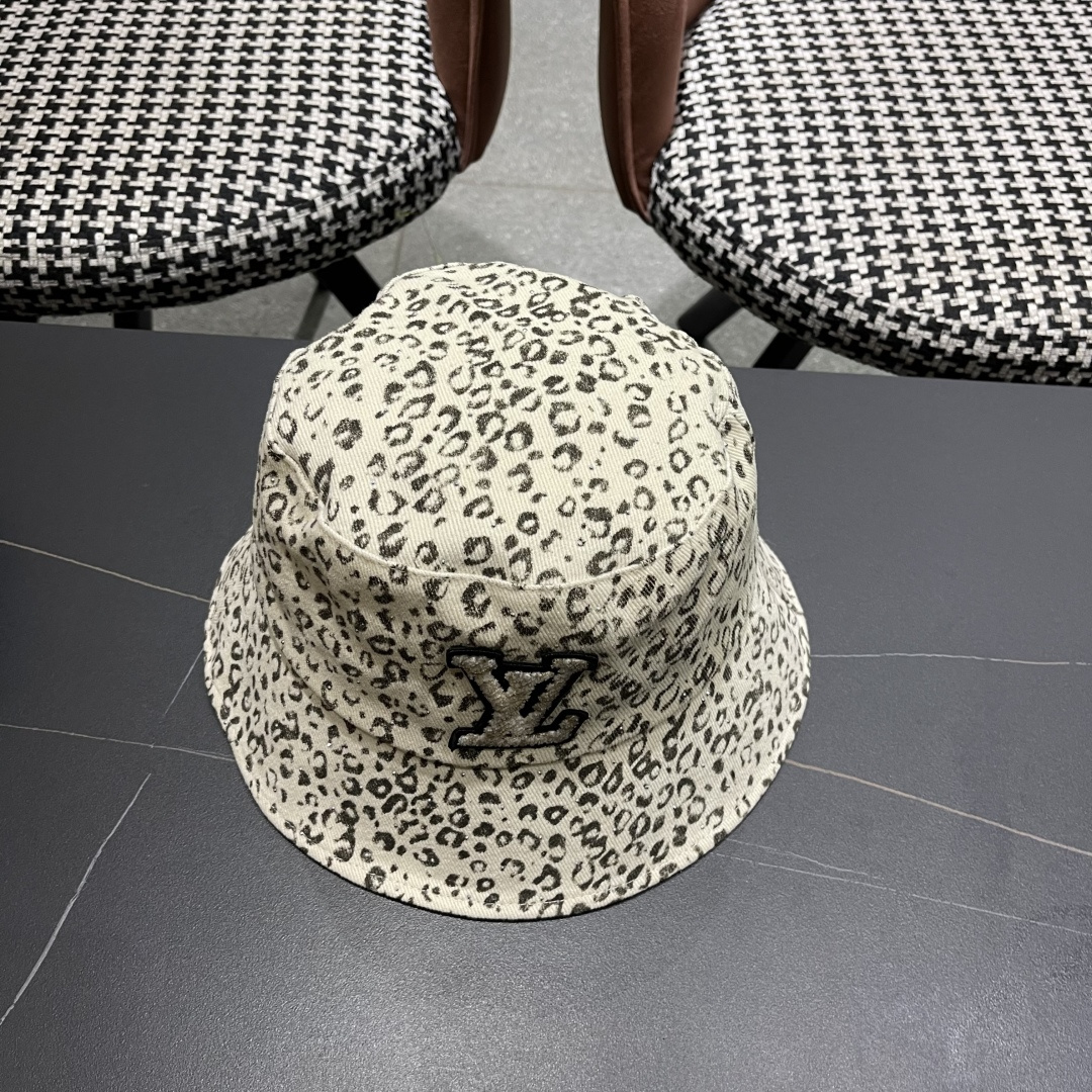 Lv路易威登 韩版时尚水钻豹纹渔夫帽子女春夏季宽檐显脸小户外遮阳防晒盆帽潮