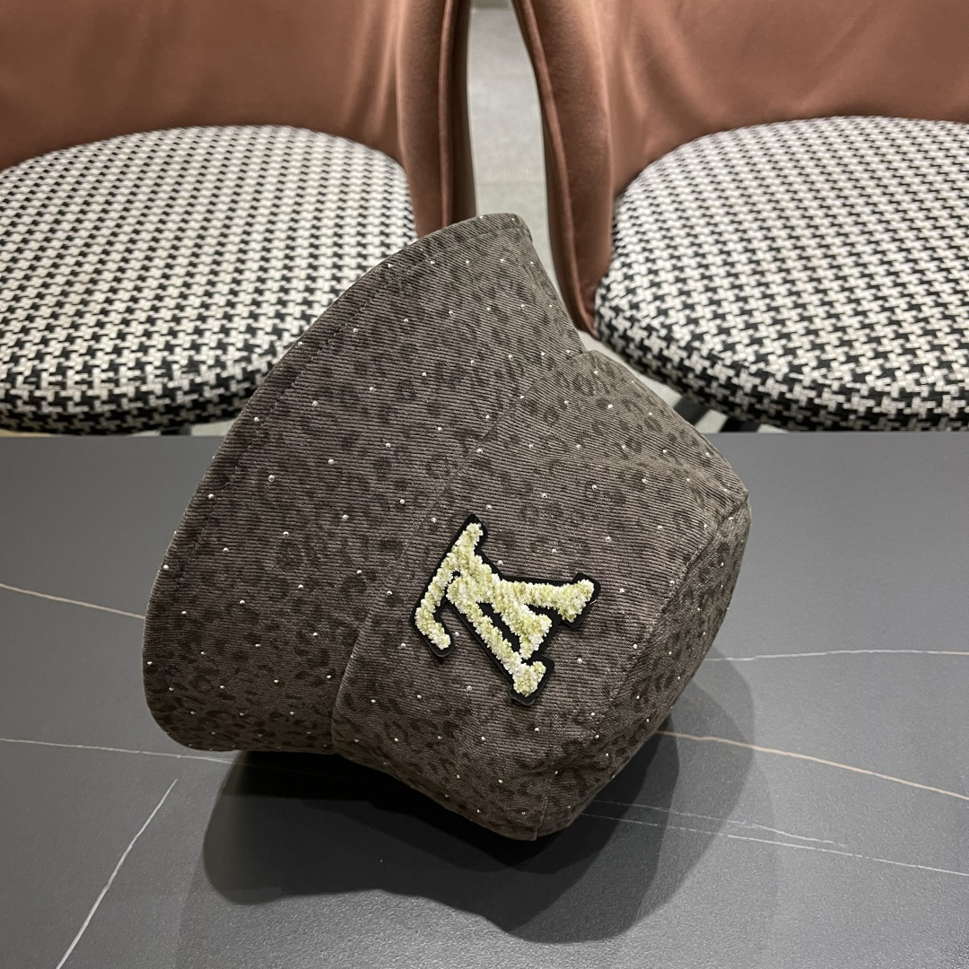 Lv路易威登 韩版时尚水钻豹纹渔夫帽子女春夏季宽檐显脸小户外遮阳防晒盆帽潮