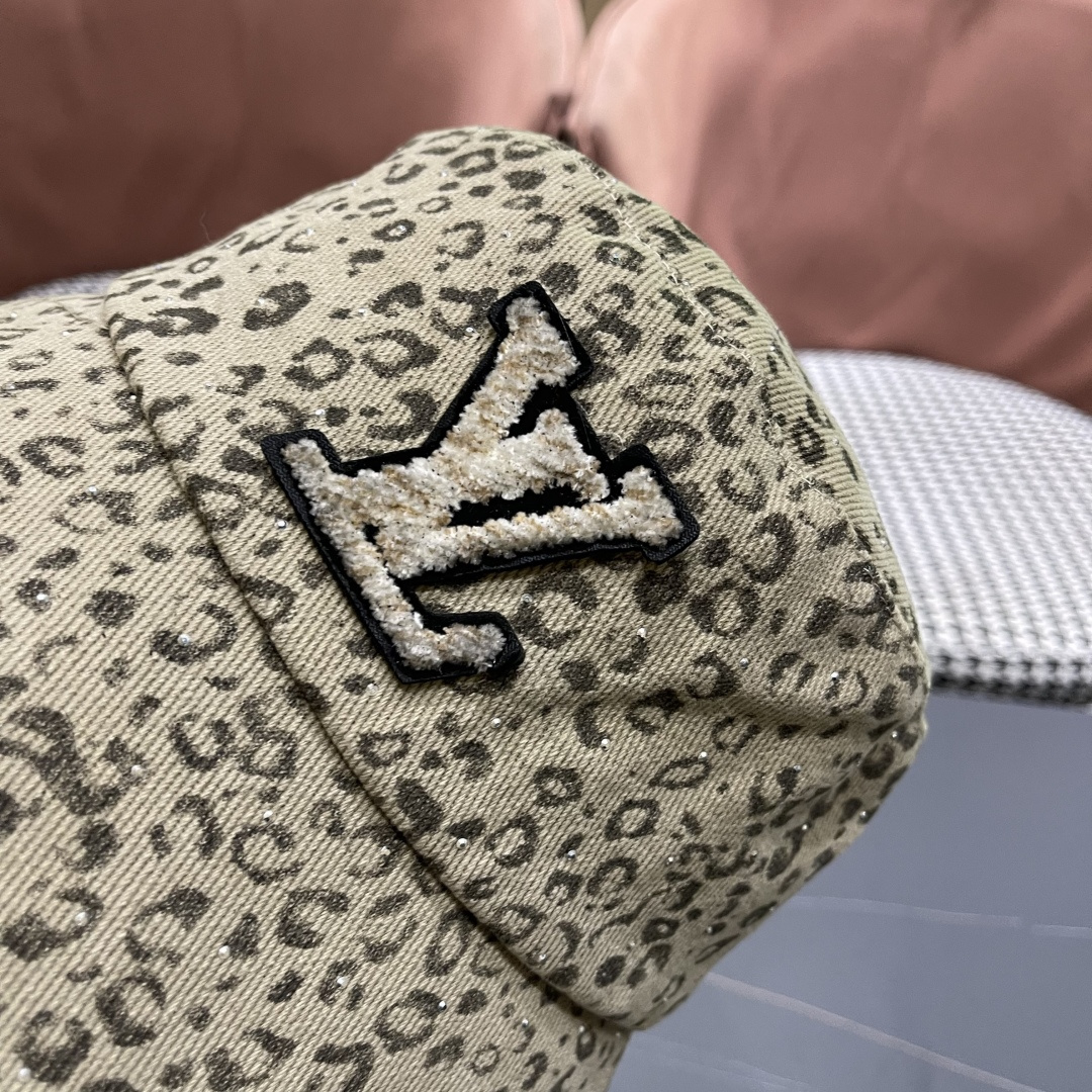 Lv路易威登 韩版时尚水钻豹纹渔夫帽子女春夏季宽檐显脸小户外遮阳防晒盆帽潮