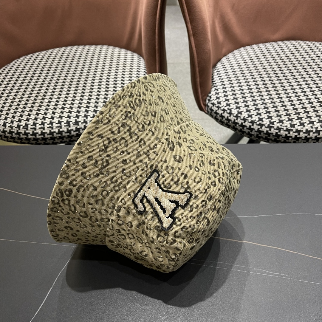 Lv路易威登 韩版时尚水钻豹纹渔夫帽子女春夏季宽檐显脸小户外遮阳防晒盆帽潮