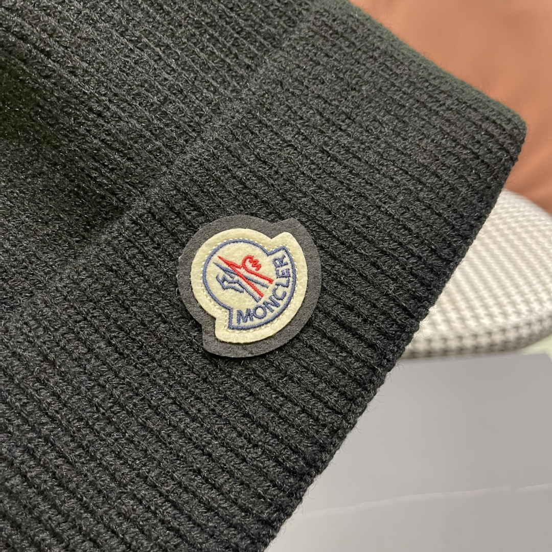 蒙口Moncler盟可睐💥2025官网经典针织帽，原单复刻.非常柔软亲肤，弹性很好💓有质感又非常百搭的款