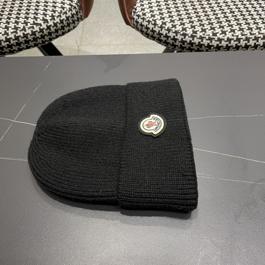 蒙口Moncler盟可睐💥2025官网经典针织帽，原单复刻.非常柔软亲肤，弹性很好💓有质感又非常百搭的款