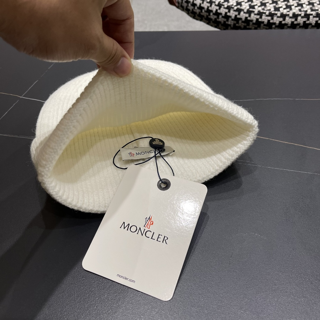 蒙口Moncler盟可睐💥2025官网经典针织帽，原单复刻.非常柔软亲肤，弹性很好💓有质感又非常百搭的款
