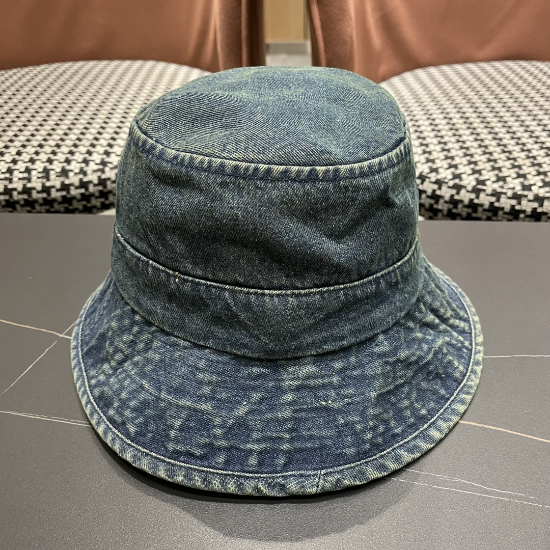  GUCCI古奇 2025新款洗水牛仔渔夫帽 很潮！休闲运动款，经典制作，超级好搭衣服！
