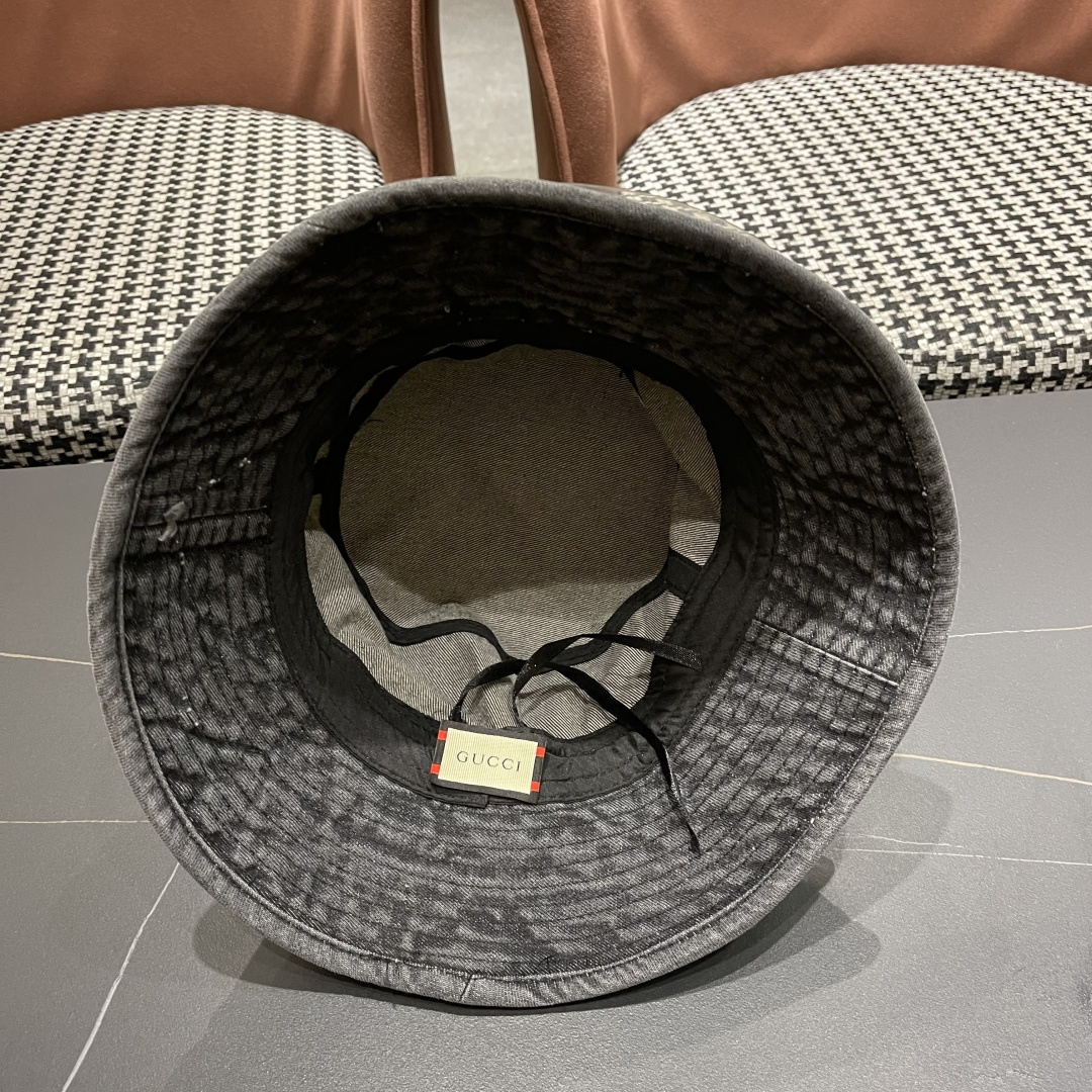  GUCCI古奇 2025新款洗水牛仔渔夫帽 很潮！休闲运动款，经典制作，超级好搭衣服！