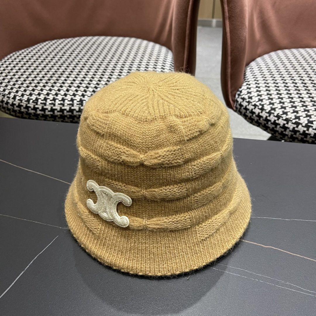 NO:362129,Celine * Customized Edition Arc de Triomphe Lamb Fur Basin Hat Women's Bucket Hat 2025 Hot New Autumn and Winter Hat Fisherman Hat Winter Hat Straw Hat Fisherman Hat Baseball Hat Knitted Hats, Hats, Celine, Celine, espadrilles, HatsCeline 赛琳*定制版凯旋门羊羔毛盆帽女款水桶帽2025年爆款新款秋冬季帽子渔夫帽冬款帽子草帽渔夫帽棒球帽针织帽,帽子,celine,celine,espadrilles,hats,hat