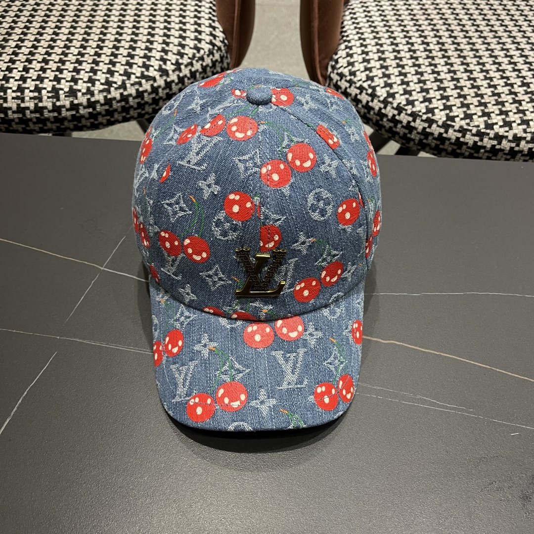  棒球帽.   渔夫帽 Lv跟易威登 经典款原单渔夫帽，顶级版本，原版牛仔提花布料，轻盈透气！质量超赞，