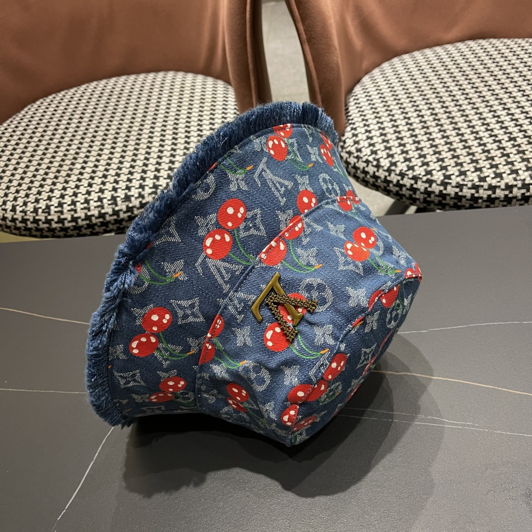 棒球帽.   渔夫帽 Lv跟易威登 经典款原单渔夫帽，顶级版本，原版牛仔提花布料，轻盈透气！质量超赞，基