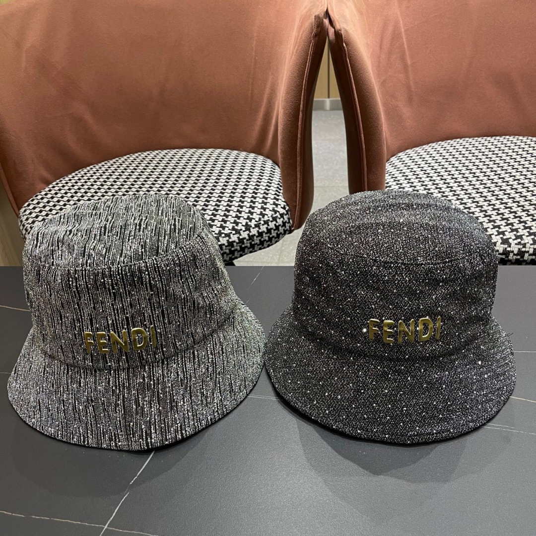   Fendi 芬迪2025春秋新款水钻渔夫帽女时髦百
搭优雅水桶帽显脸小遮阳防晒盆帽