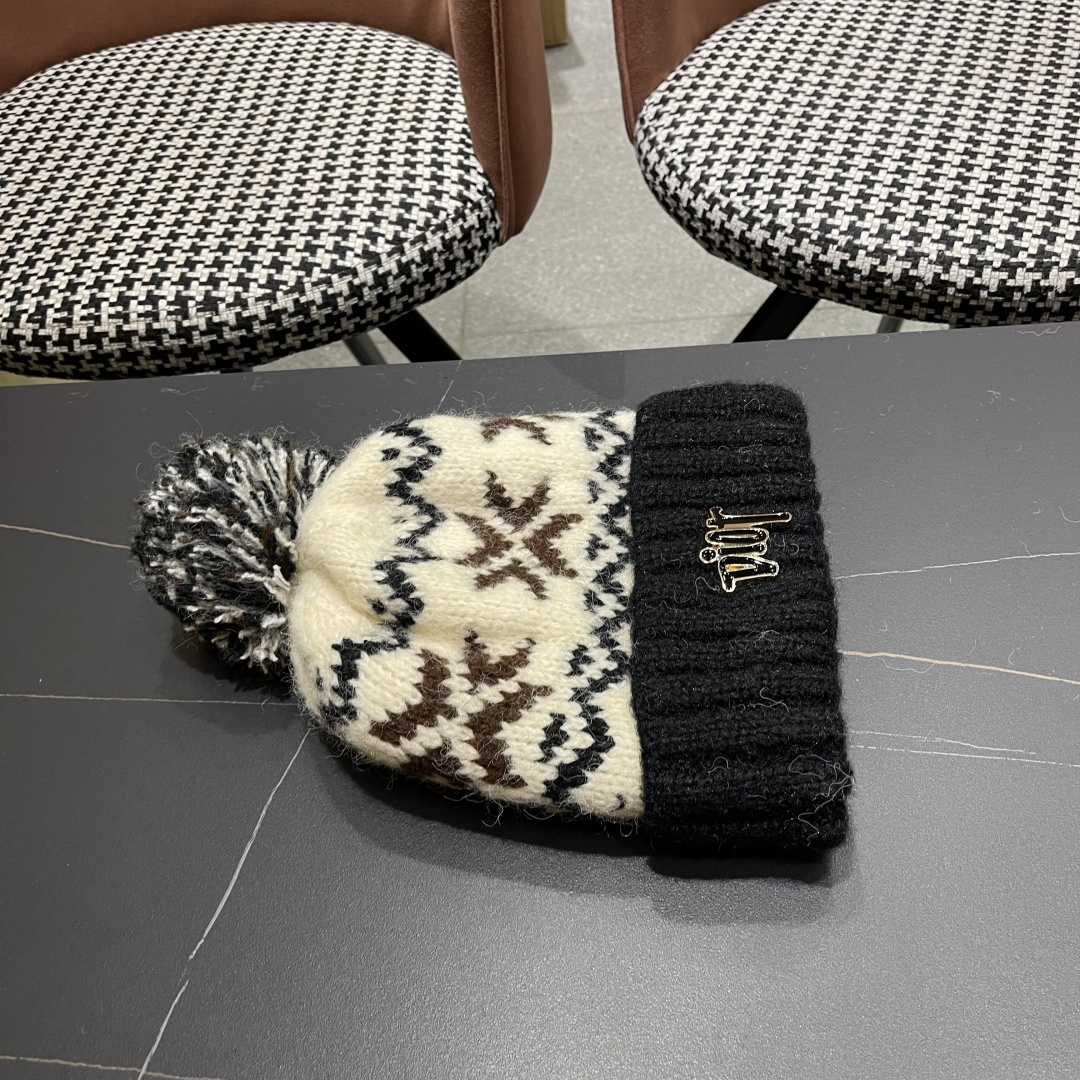  迪奥Dior 费尔岛软糯秋冬休闲毛线帽 保暖针织帽卷边可爱毛球帽圣诞韩版ins