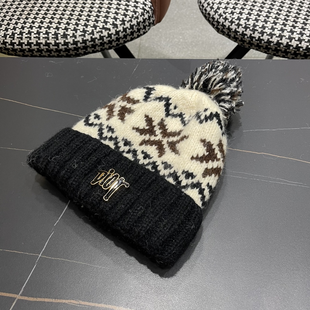  迪奥Dior 费尔岛软糯秋冬休闲毛线帽 保暖针织帽卷边可爱毛球帽圣诞韩版ins