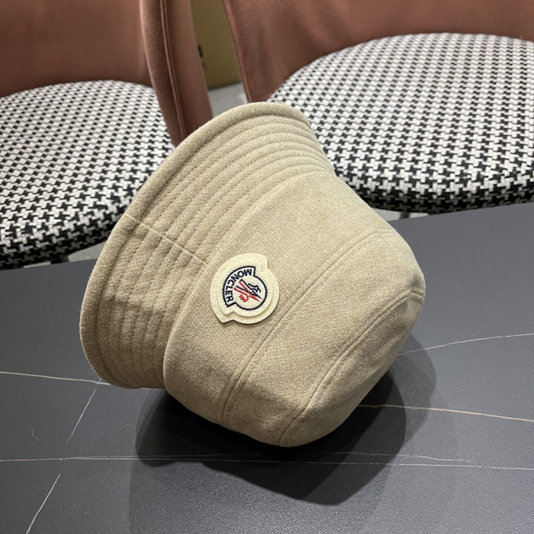  （蒙囗MONCLER】2025秋冬款保暖甜美可爱渔夫帽时尚百搭秋冬赶紧订购哦，