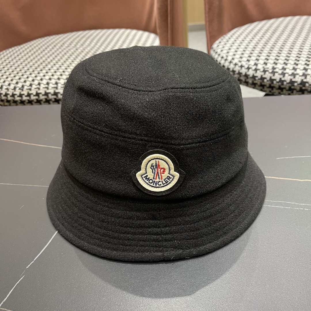  （蒙囗MONCLER】2025秋冬款保暖甜美可爱渔夫帽时尚百搭秋冬赶紧订购哦，