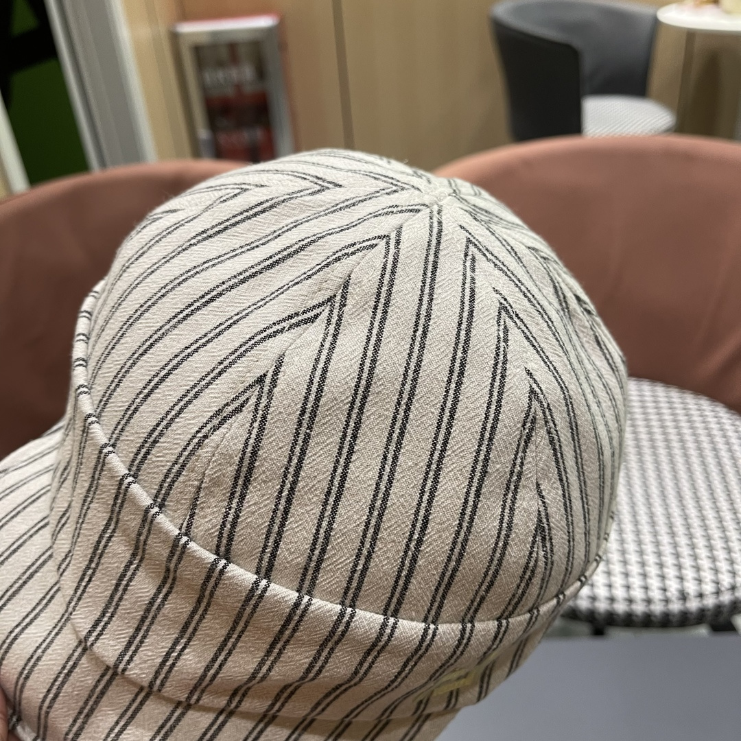  芬迪FENDl日系文艺复古条纹八角帽女宽帽檐显脸小时髦贝雷帽鸭舌报童帽