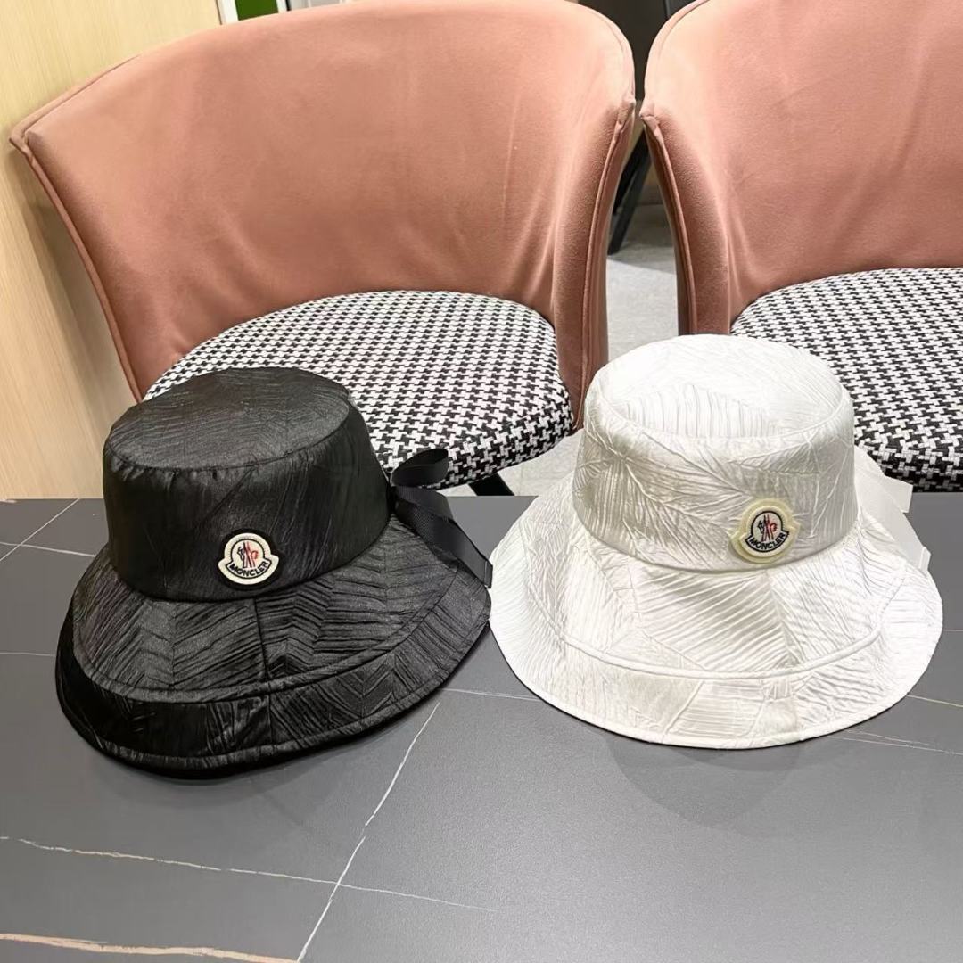   蒙口MONCLER 2025 春夏新款渔夫帽女日系文艺韩版百搭宽
檐盆帽百搭遞阳帽