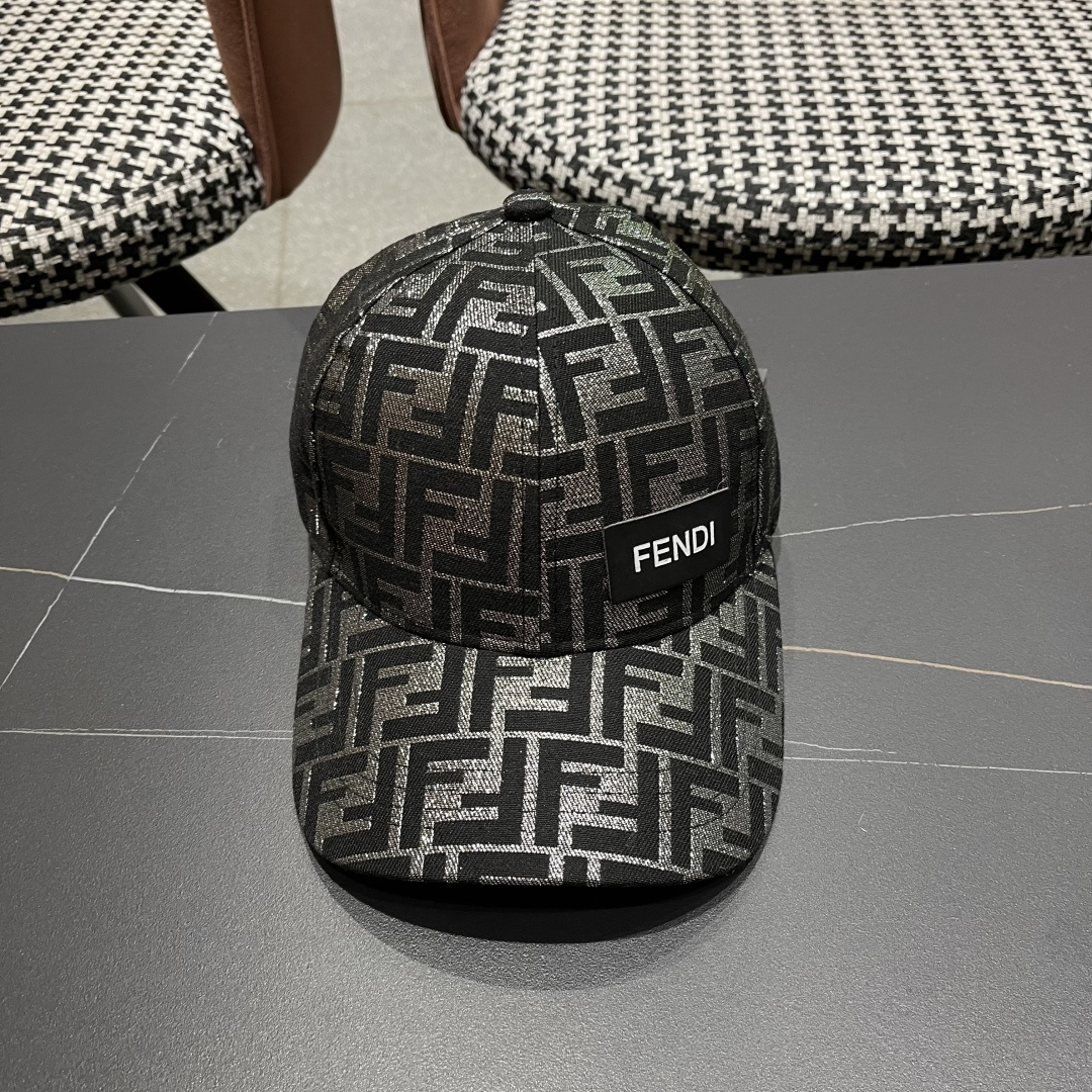  FENDI芬迪 系列棒球帽🧢 经典FF中古单品，气质穿搭单品，质量杠杠