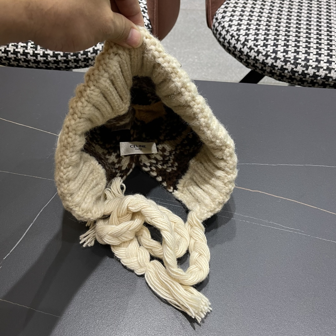  赛琳cellne  冬款雷锋帽女冬季时尚保暖护耳羽绒帽防风东北户外帽子女

