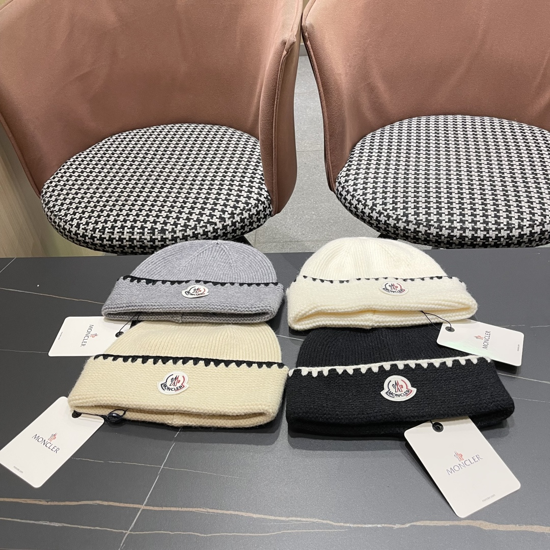  MONCLER（蒙口）韩系氛围高级感针织帽子女秋冬
时尚毛线帽宽松显脸小套头冷帽