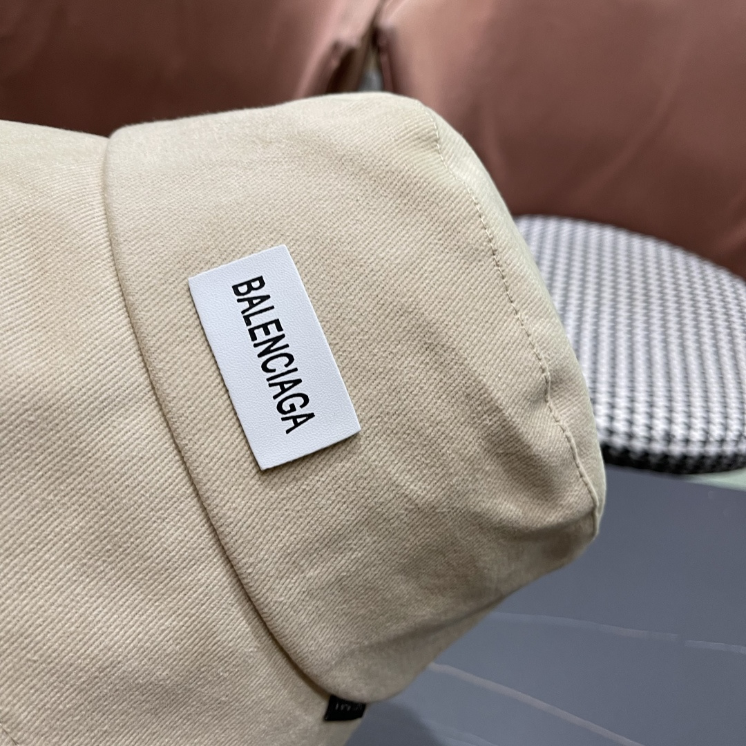  巴黎世家BALENCIAGA 新韩版时尚渔夫帽潮女士简约百搭防晒日系盆帽子