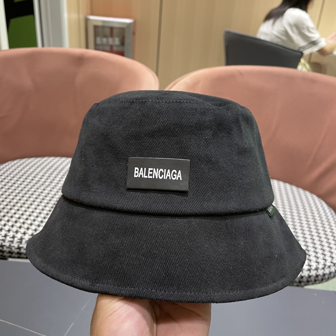  巴黎世家BALENCIAGA 新韩版时尚渔夫帽潮女士简约百搭防晒日系盆帽子