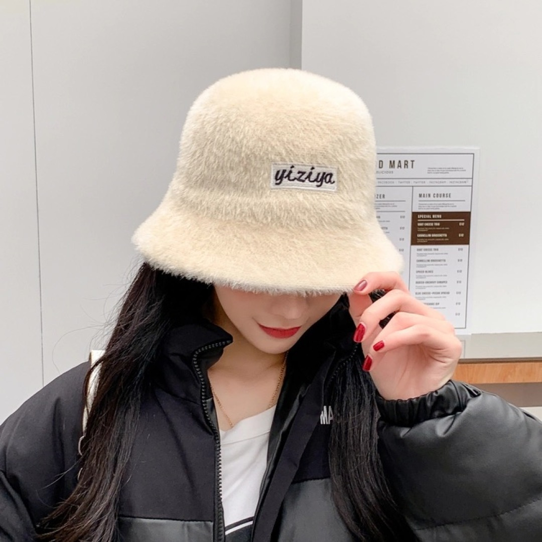 。DIOR迪奥2025冬新款毛绒绒水桶帽女秋冬季保暖显脸小时尚毛绒渔夫帽子潮