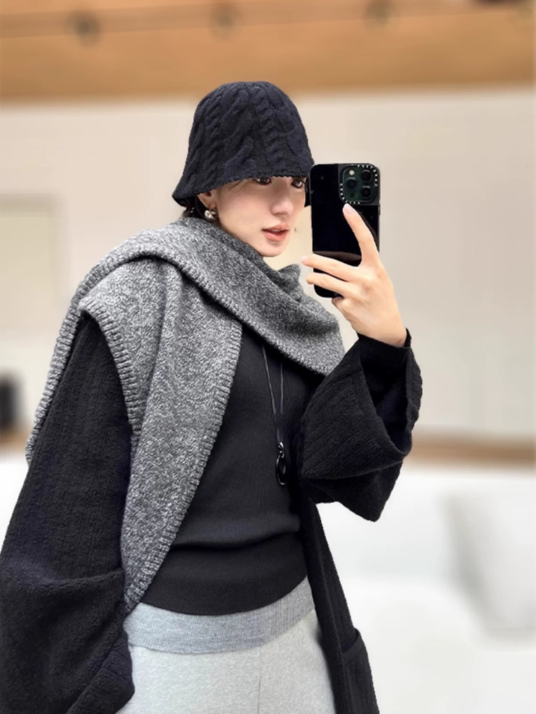  【CHANEL香奈儿】2025新款秋款麻花针织渔夫帽🌈 毛毛盆帽百搭休闲