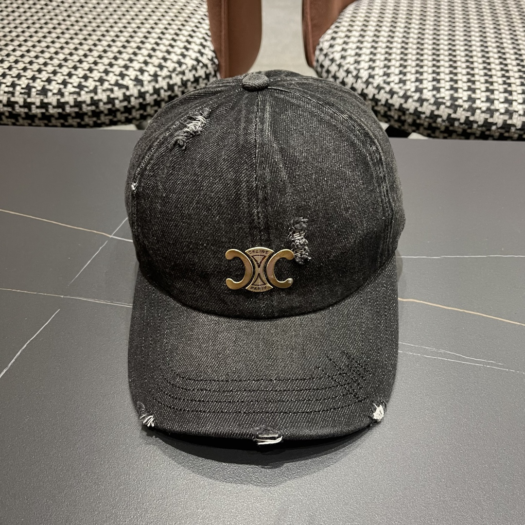  【CELINE赛琳】新款破洞牛仔棒球帽🧢，出街必备超好搭配，赶紧入手！