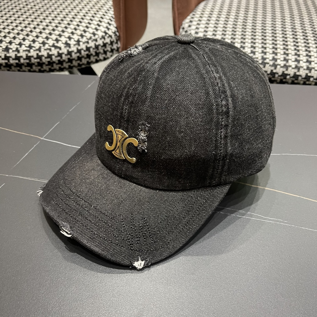  【CELINE赛琳】新款破洞牛仔棒球帽🧢，出街必备超好搭配，赶紧入手！