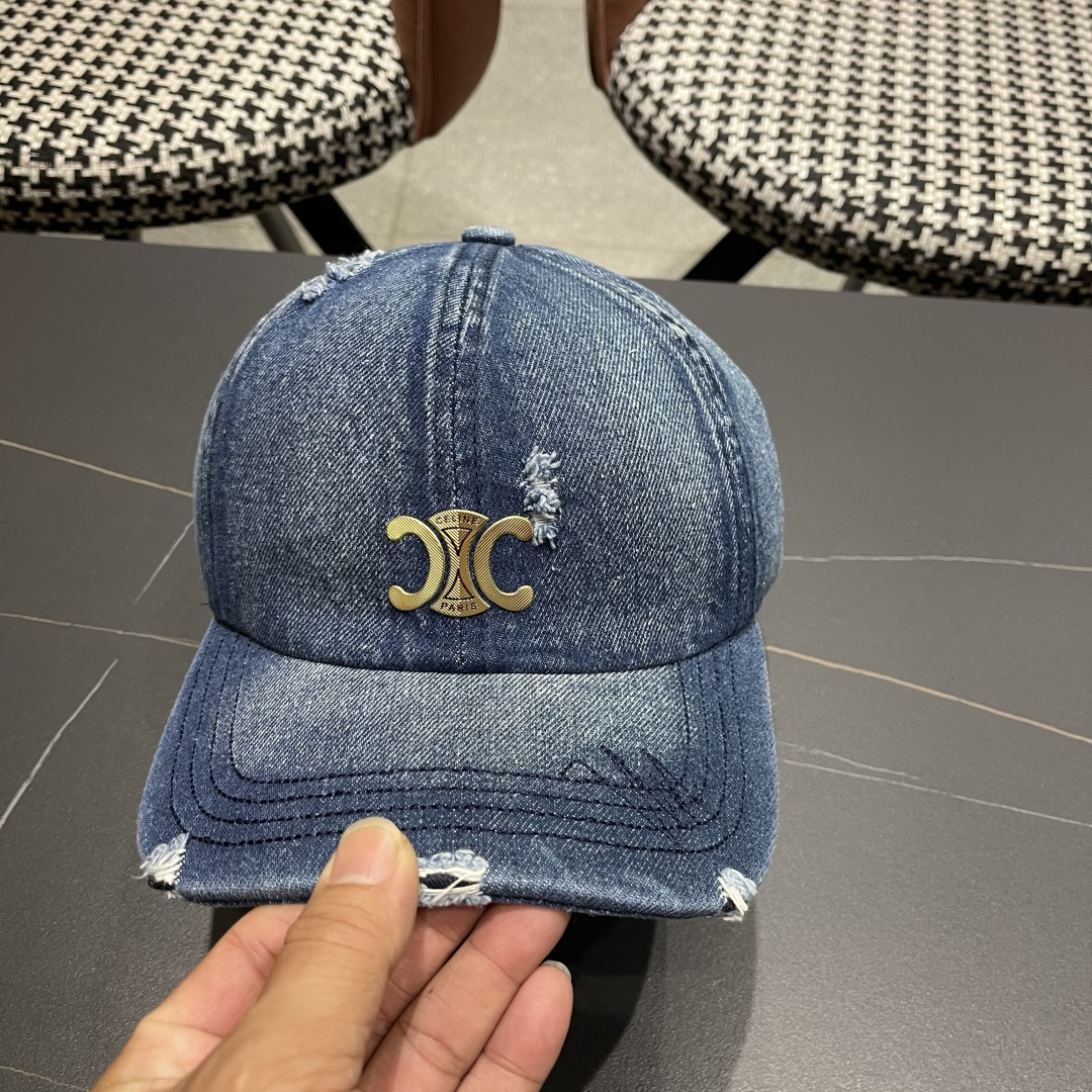  【CELINE赛琳】新款破洞牛仔棒球帽🧢，出街必备超好搭配，赶紧入手！