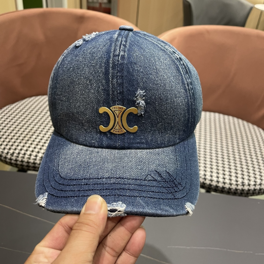  【CELINE赛琳】新款破洞牛仔棒球帽🧢，出街必备超好搭配，赶紧入手！