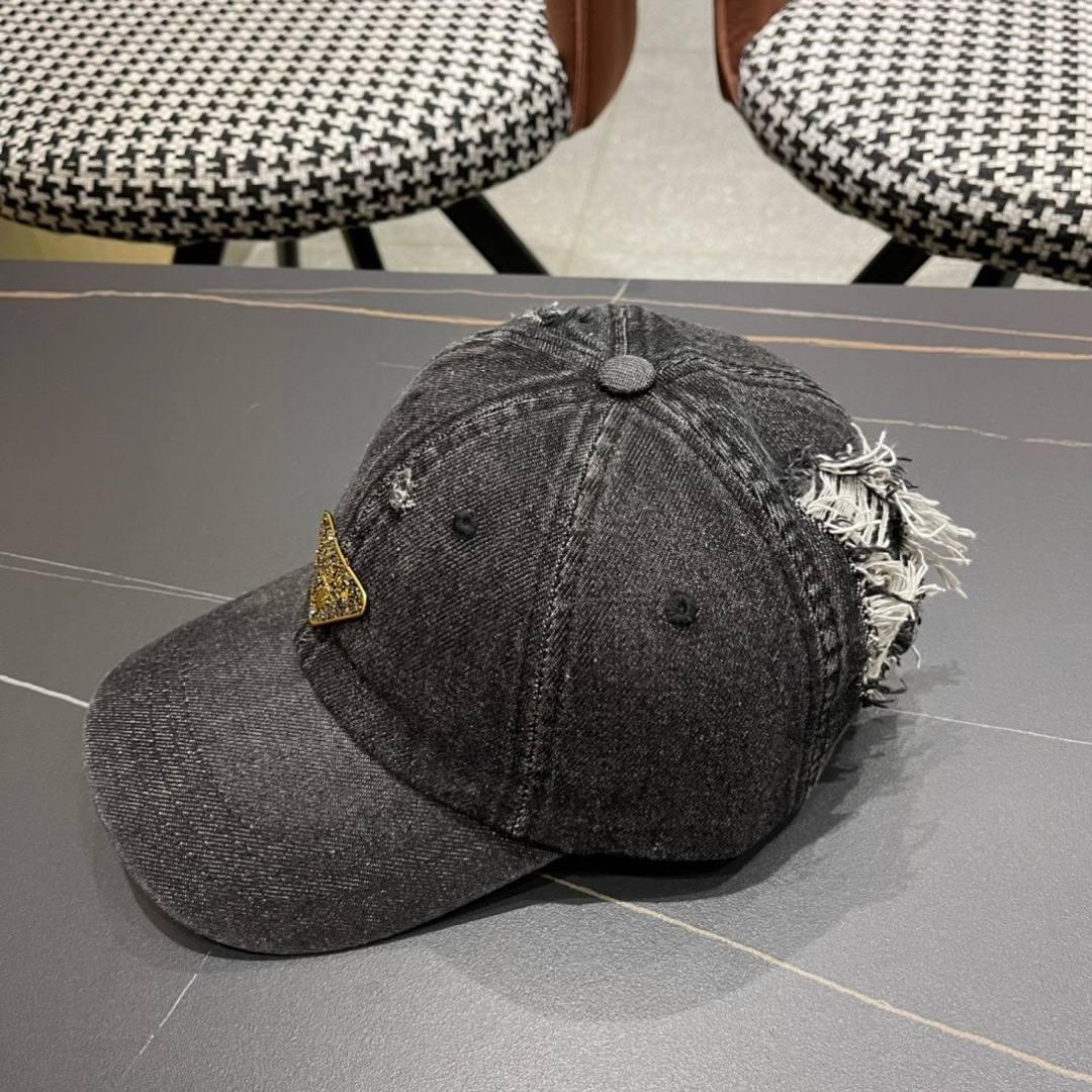  Prada普拉达 2025早春新款大牌款牛仔棒球帽，经典款男女通用