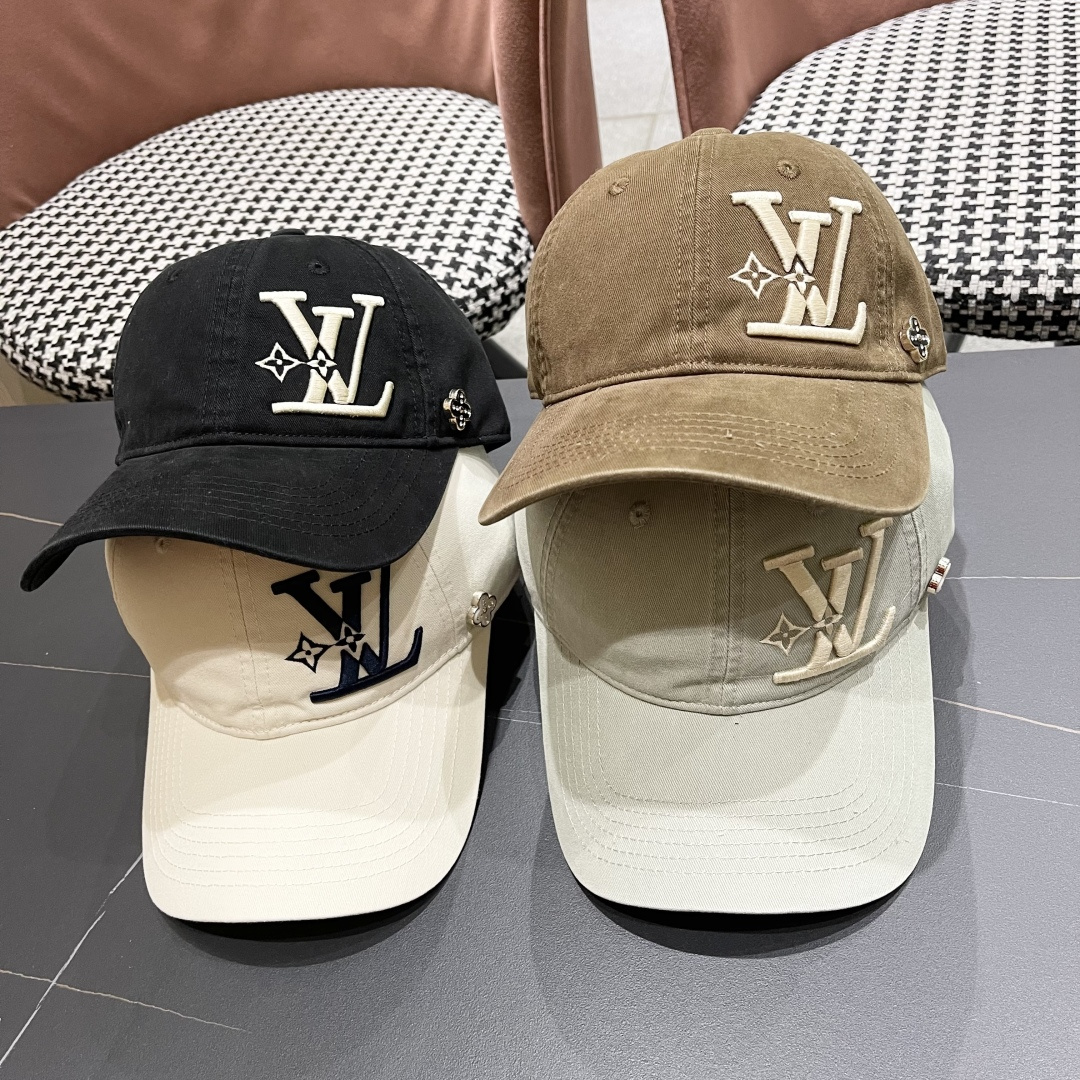  LV路易威登🧢 2025新款出货，刺绣字母棒球帽，非常经典的经典，流行的复古美，四季可用，出门必备